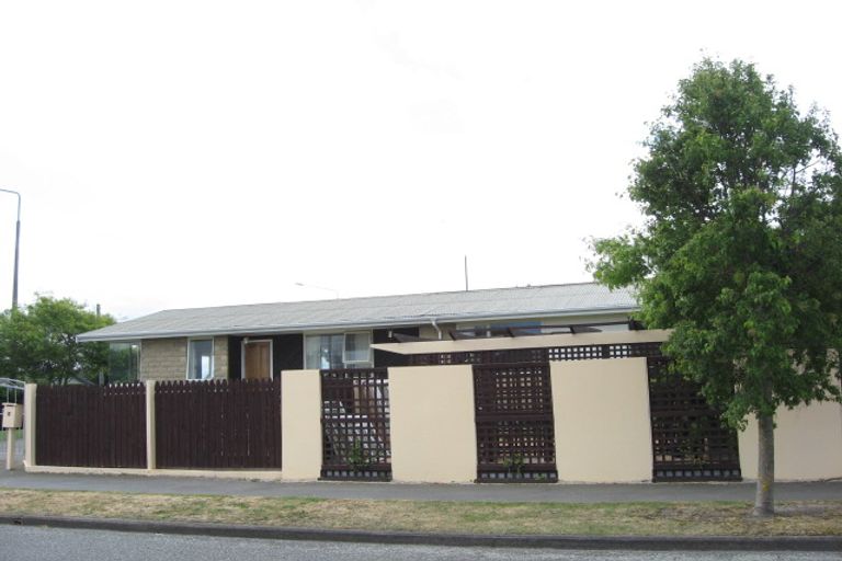 Photo of property in 1 Tapiri Street, Parklands, Christchurch, 8083