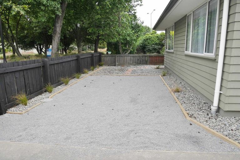 Photo of property in 19 Defoe Place, Waltham, Christchurch, 8023