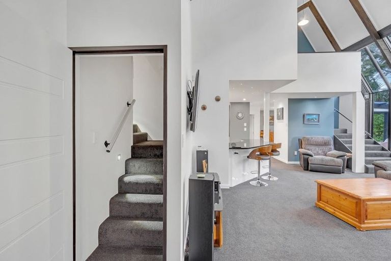 Photo of property in 5 Waddell Lane, Avondale, Christchurch, 8061