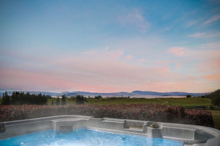 Photo of property in 102 Jackson Road, Hamurana, Rotorua, 3096