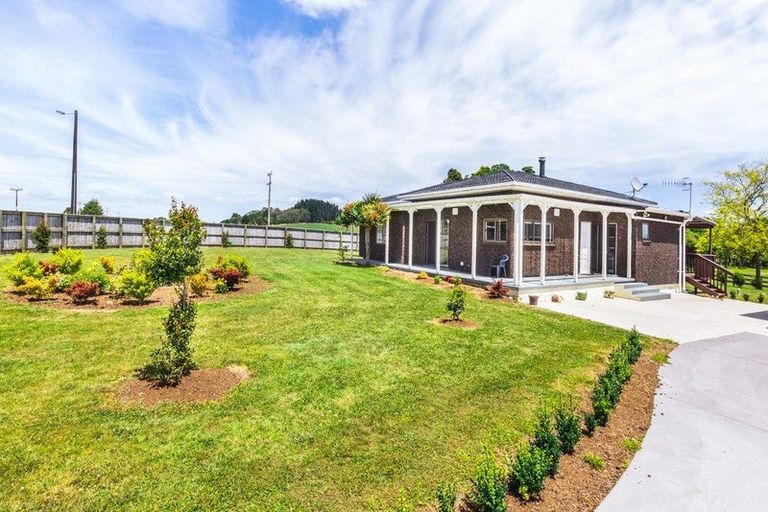 Photo of property in 574 Patumahoe Road, Pukekohe, 2678