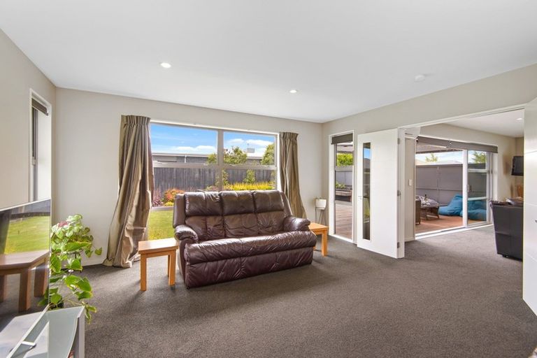 Photo of property in 31 Belgrave Drive, Rangiora, 7400
