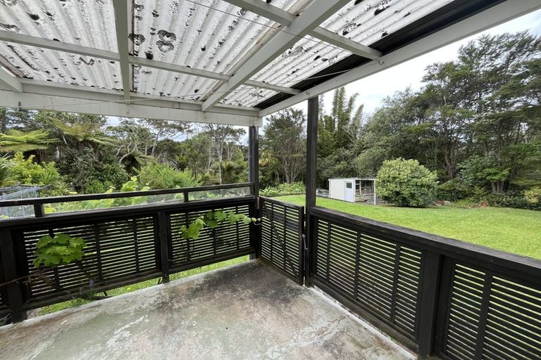 Photo of property in 1/195 Godley Road, Titirangi, Auckland, 0604