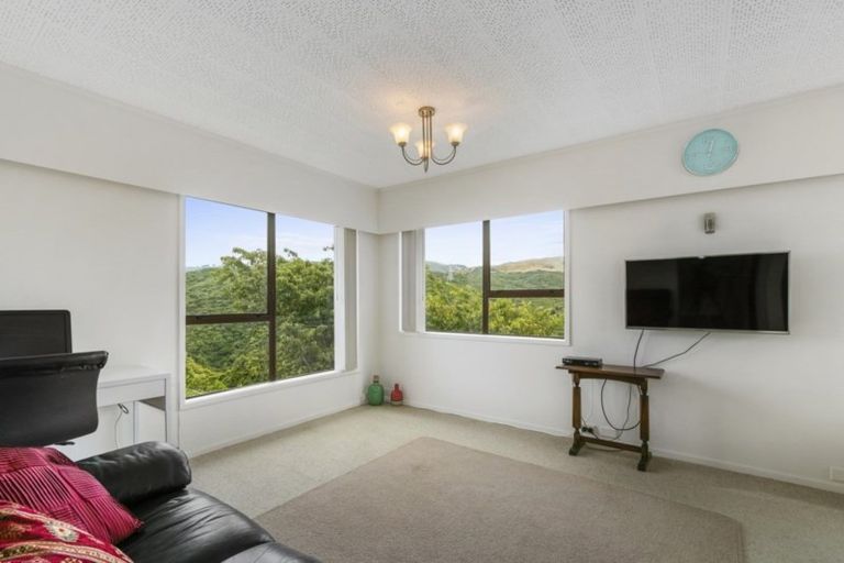 Photo of property in 34 Timaru Grove, Kelson, Lower Hutt, 5010