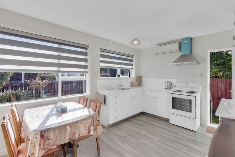 Photo of property in 1/108 Staveley Street, Avonhead, Christchurch, 8042