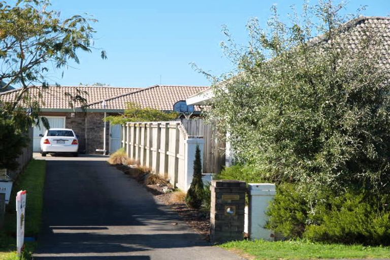 Photo of property in 26 Amberwood Drive, Northpark, Auckland, 2013
