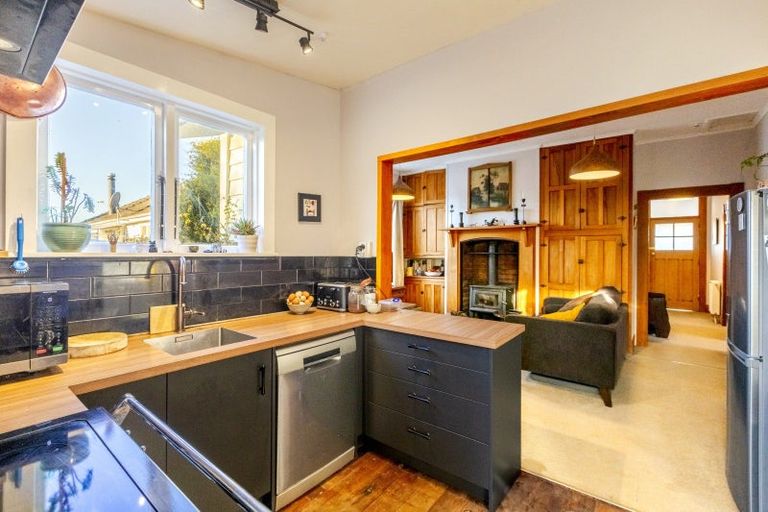 Photo of property in 36 Brogden Street, Otane, 4202