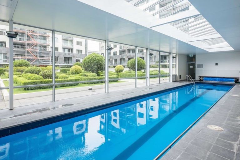 Photo of property in Sanctum Apartment, 10 Ebor Street, Te Aro, Wellington, 6011