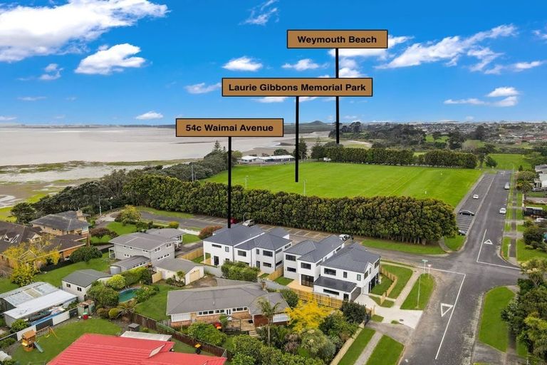 Photo of property in 54c Waimai Avenue, Weymouth, Auckland, 2103