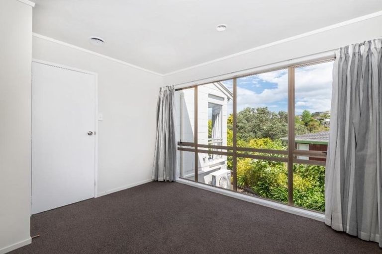 Photo of property in 2/98 Mountbatten Avenue, Hillcrest, Auckland, 0627