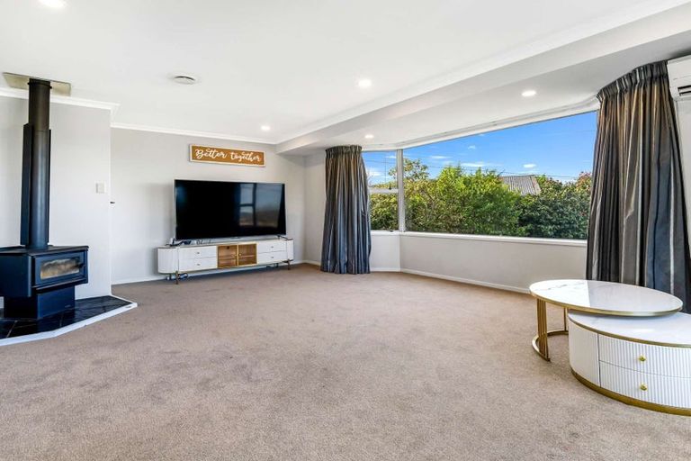 Photo of property in 9 Teal Place, Selwyn Heights, Rotorua, 3015