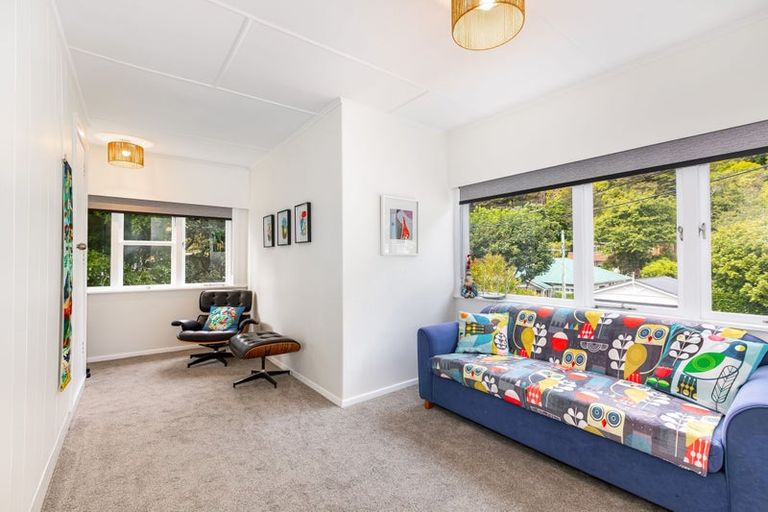 Photo of property in 304 Muritai Road, Eastbourne, Lower Hutt, 5013