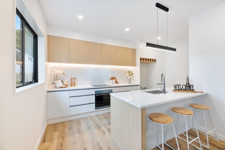 Photo of property in 150b Moire Road, West Harbour, Auckland, 0618