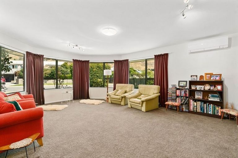 Photo of property in 54 Meadowstone Drive, Wanaka, 9305