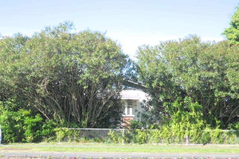 Photo of property in 676 Gladstone Road, Te Hapara, Gisborne, 4010