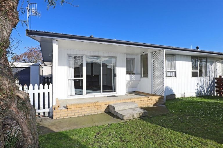 Photo of property in 3 Tenby Terrace, Flaxmere, Hastings, 4120