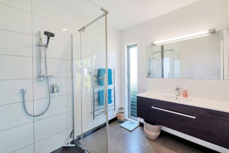 Photo of property in 138a Webber Road, South Head, Helensville, 0874