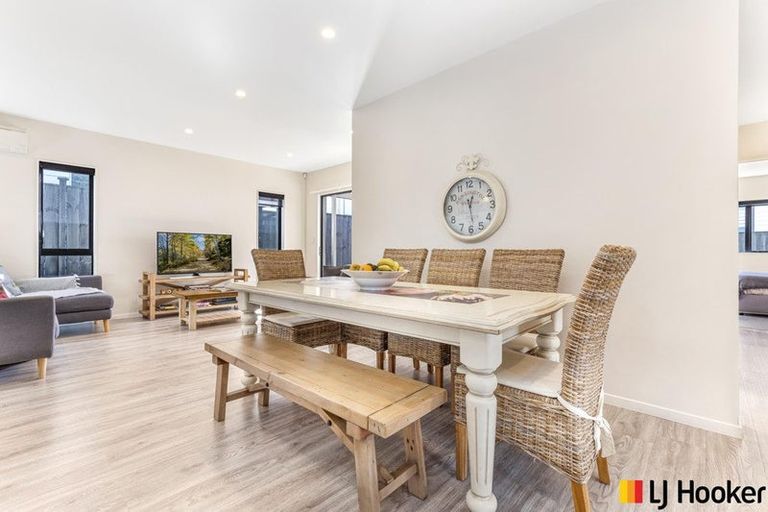 Photo of property in 11 Exmoor Road, Karaka, Papakura, 2113