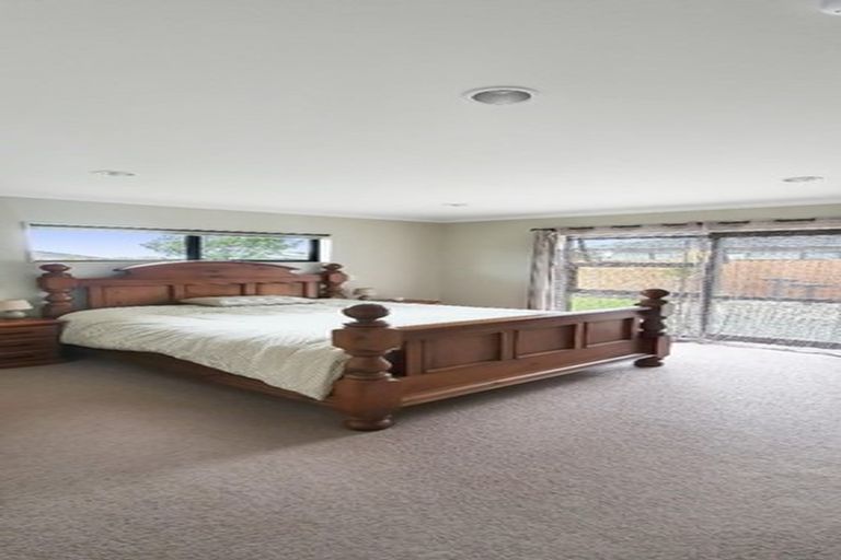 Photo of property in 13 Kirkaldy Street, Wattle Downs, Auckland, 2103