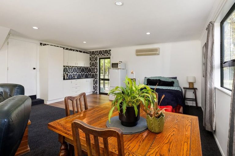 Photo of property in 43 Holdaway Street, Riversdale, Blenheim, 7201