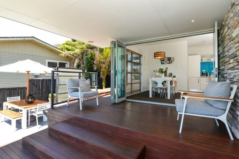 Photo of property in 70 Forest Lake Road, Forest Lake, Hamilton, 3200