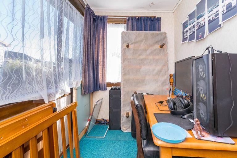 Photo of property in 74 Mooltan Street, Halfway Bush, Dunedin, 9010