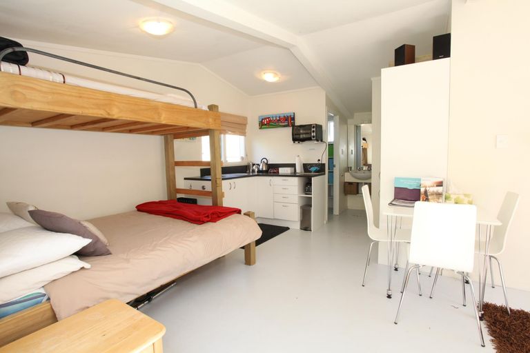 Photo of property in 26 Wainui Road, Raglan, 3225