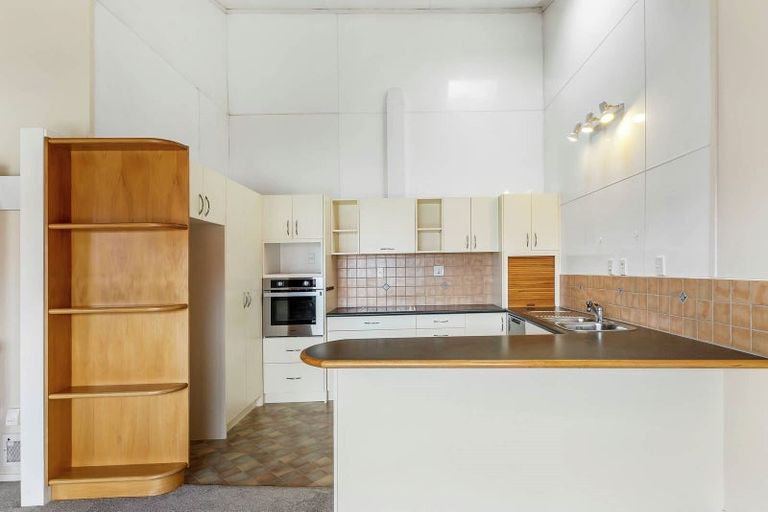 Photo of property in 3/31 The Parade, Bucklands Beach, Auckland, 2012