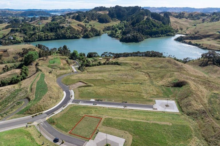 Photo of property in 3 Toka Tuu Street, Raglan, 3225