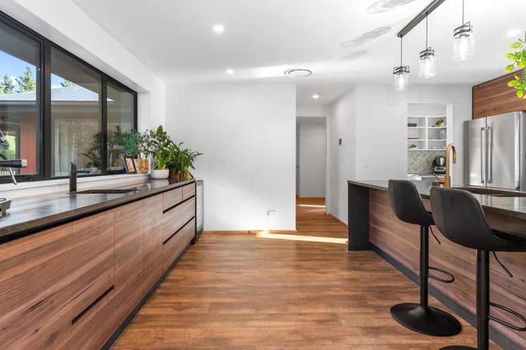 Photo of property in 14 Minsons Lane, Kennedys Bush, Christchurch, 8025