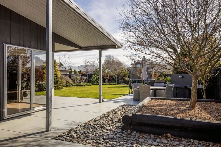 Photo of property in 2 Finchley Mews, Rangiora, 7400