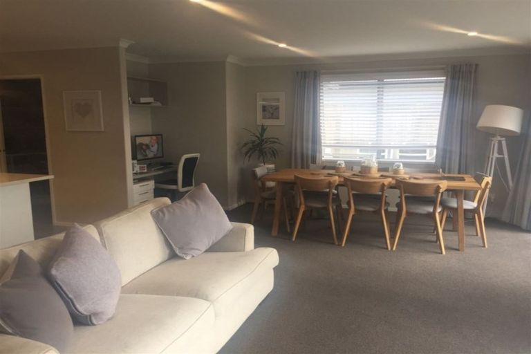 Photo of property in 98 Penetaka Heights, Pyes Pa, Tauranga, 3112