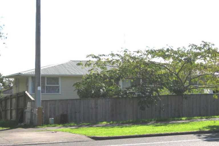 Photo of property in 9 Whitford Road, Howick, Auckland, 2014