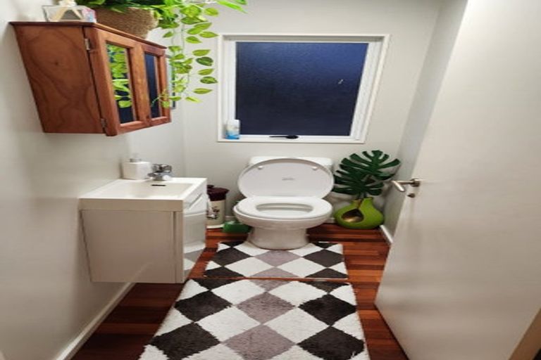 Photo of property in 8 Kylie Court, Clover Park, Auckland, 2019