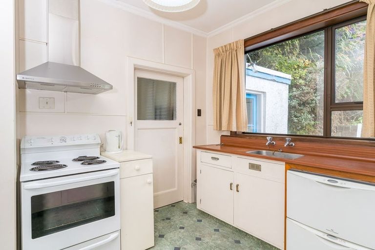 Photo of property in 28 Frasers Road, Glenross, Dunedin, 9011