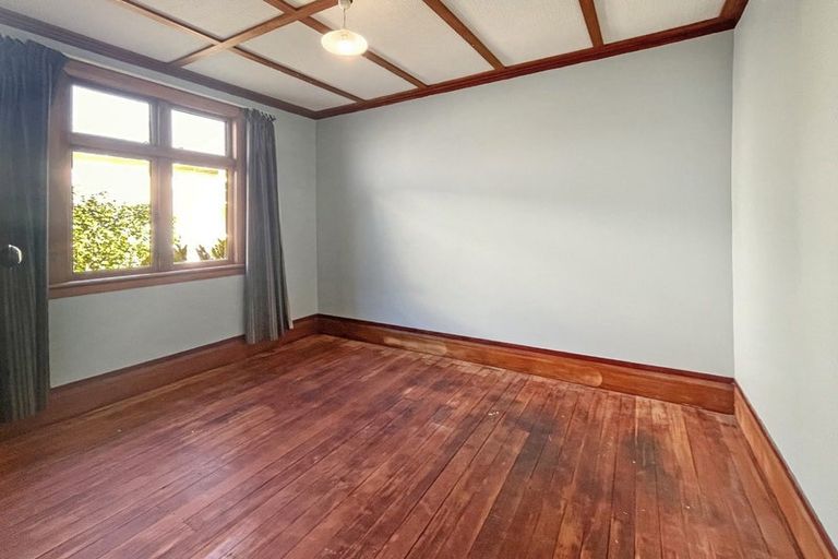 Photo of property in 25 Argyle Avenue, Takaro, Palmerston North, 4410