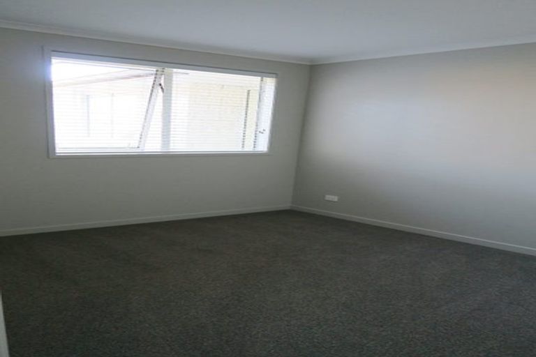 Photo of property in 31 Denny Hulme Drive, Mount Maunganui, 3116