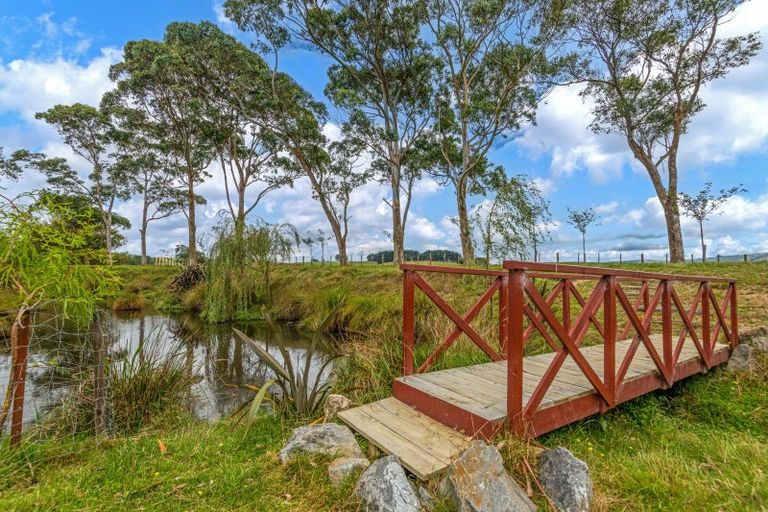 Photo of property in 521 Ruawhata Road, Mangatainoka, Pahiatua, 4982