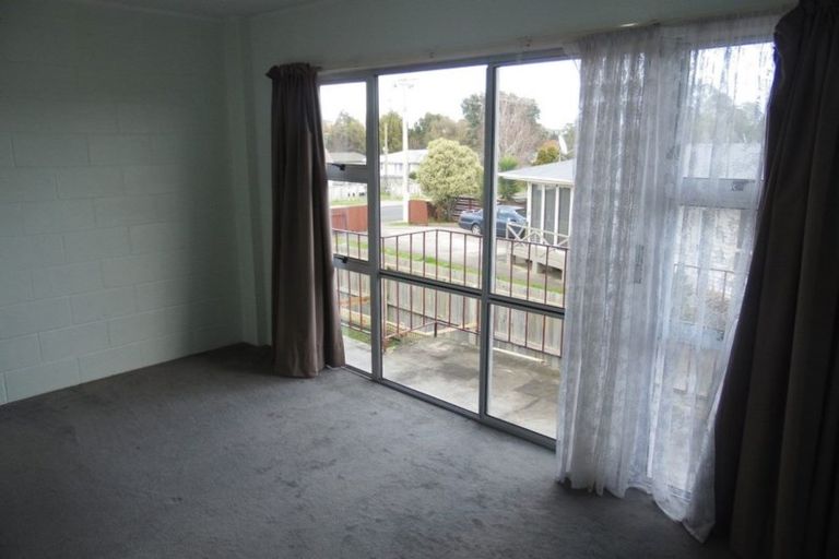 Photo of property in 2/19 Olive Crescent, Papatoetoe, Auckland, 2025