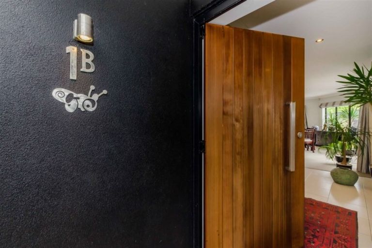 Photo of property in 1b Arawa Street, Raumati Beach, Paraparaumu, 5032