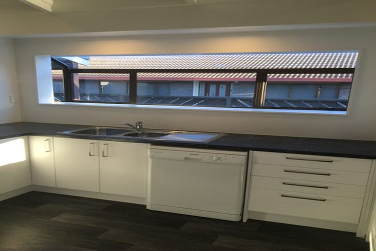 Photo of property in 2 Mckain Place, Fitzroy, Hamilton, 3206