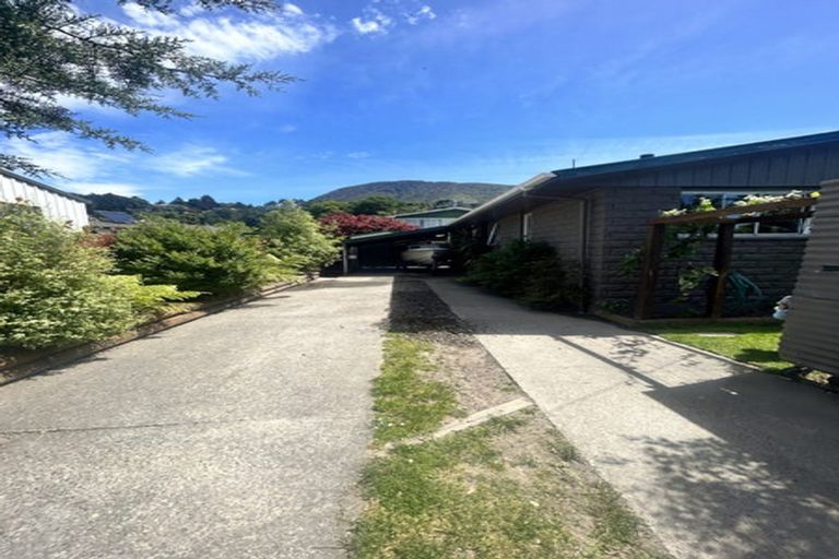 Photo of property in 51 Kent Street, Picton, 7220