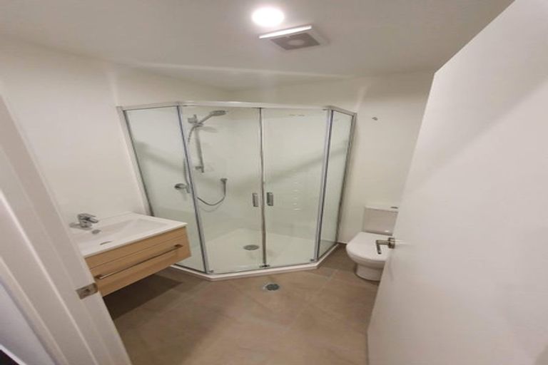 Photo of property in 6/63 Taikata Road, Te Atatu Peninsula, Auckland, 0610