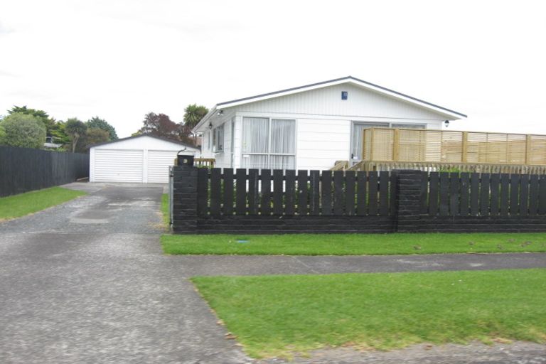 Photo of property in 3 Le Havre Place, Takanini, 2112
