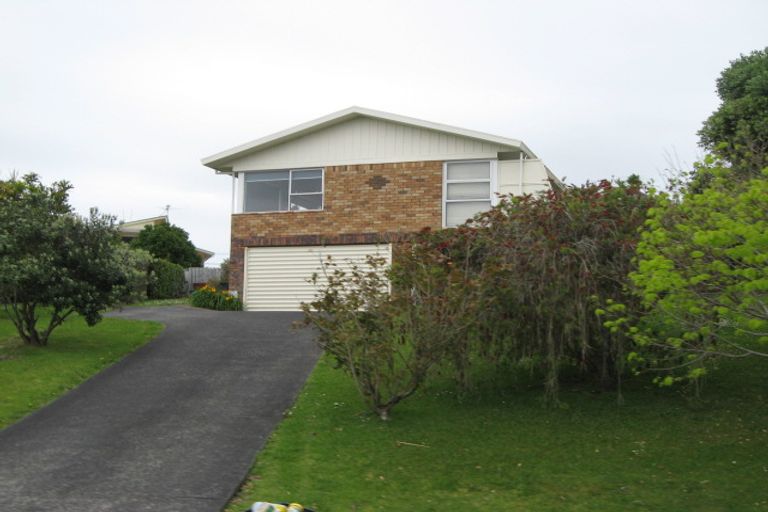 Photo of property in 10 Rakino Avenue, Manly, Whangaparaoa, 0930
