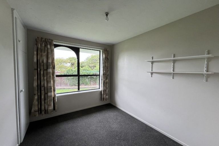 Photo of property in 18 Resolution Place, Bryndwr, Christchurch, 8053