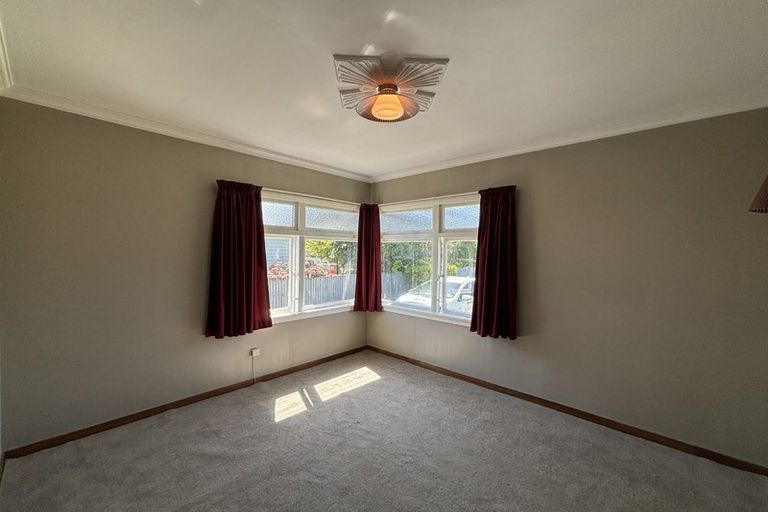 Photo of property in 31 Disraeli Street, Hawera, 4610