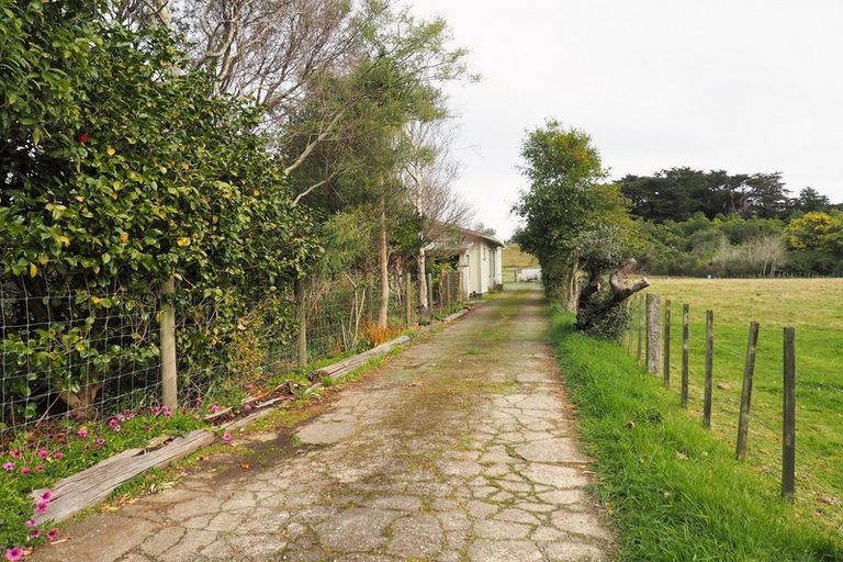 Photo of property in 42 Mangahao Road, Shannon, Palmerston North, 4474