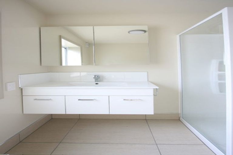 Photo of property in 214 Main South Road, Green Island, Dunedin, 9018