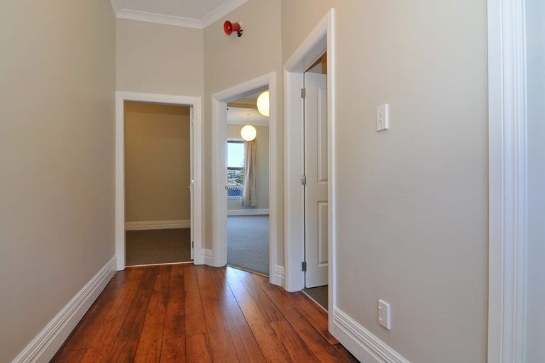 Photo of property in 4/112 Austin Street, Mount Victoria, Wellington, 6011